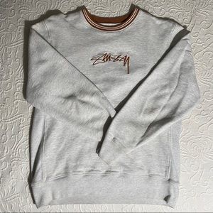 Stüssy UO Crewneck pullover